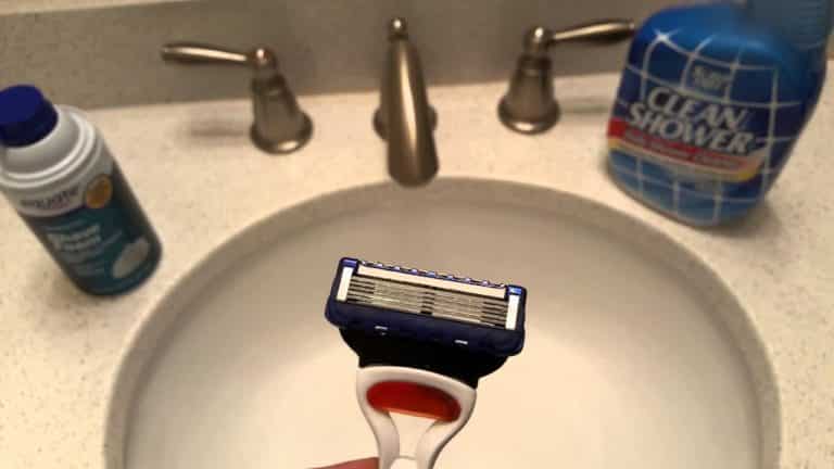 How to Clean a Clogged Razor Latest Guide in 2022